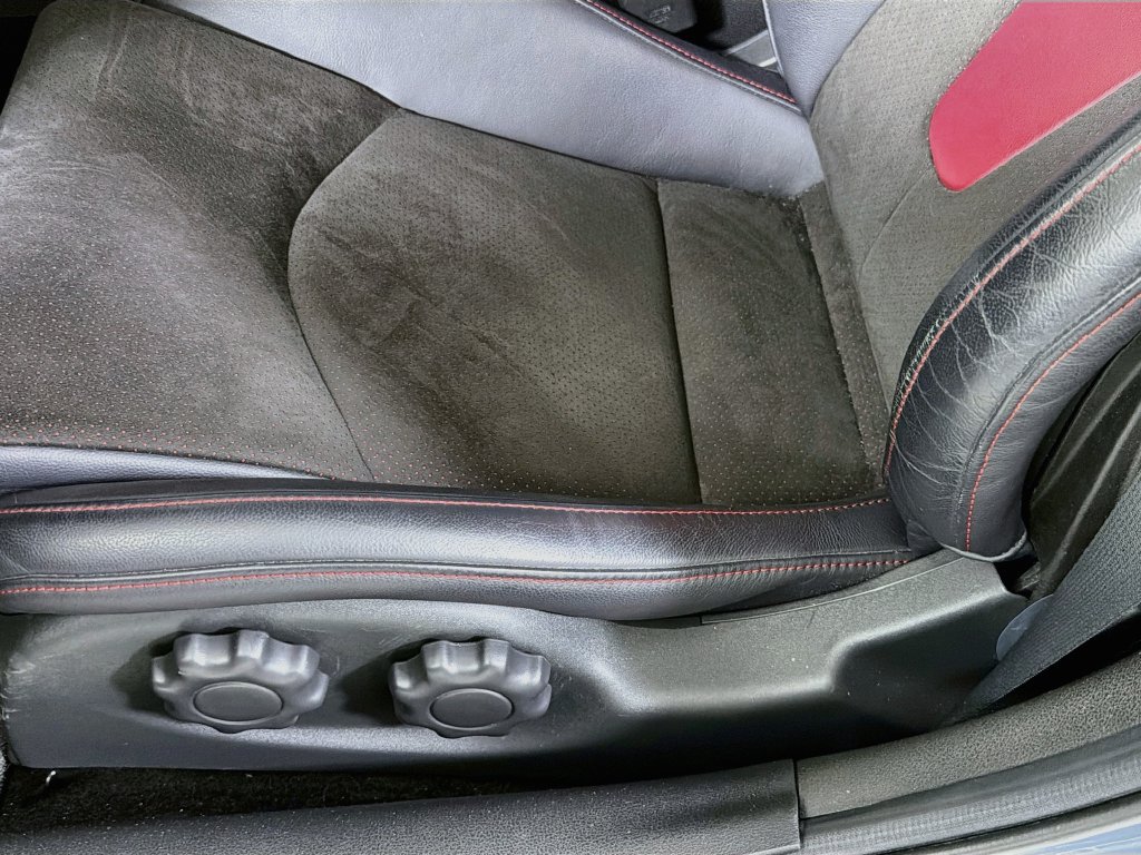 Used 2024 Nissan Z NISMO w/ Floor Mat Package RWD image 24