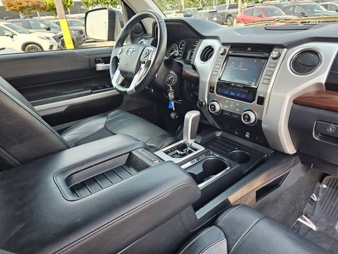 Used 2019 Toyota Tundra Limited w/ Limited Premium Package AWD/4WD image 11