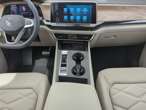 New 2026 Volkswagen Atlas SE image 22