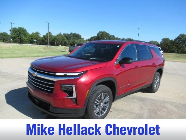 Used 2026 Chevrolet Traverse LT FWD image 3