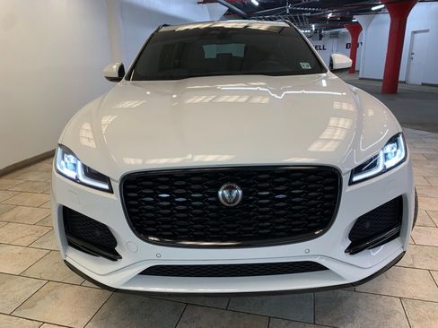Used 2023 Jaguar F-PACE S AWD/4WD image 2