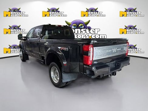 Used 2025 Ford F450 King Ranch w/ FX4 Off-Road Package image 6