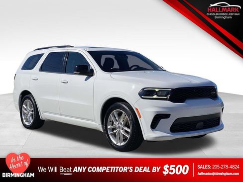 Used 2024 Dodge Durango GT image 1