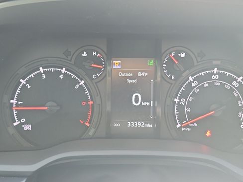 Used 2024 Toyota 4Runner SR5 RWD image 31