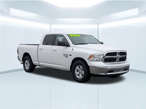 Used 2020 RAM 1500 Classic SLT image 8