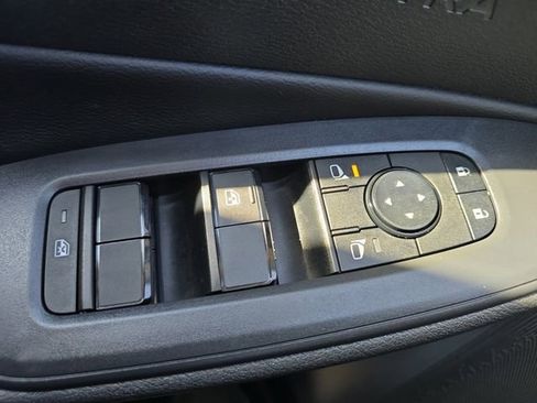 New 2026 Nissan Sentra SV FWD image 30