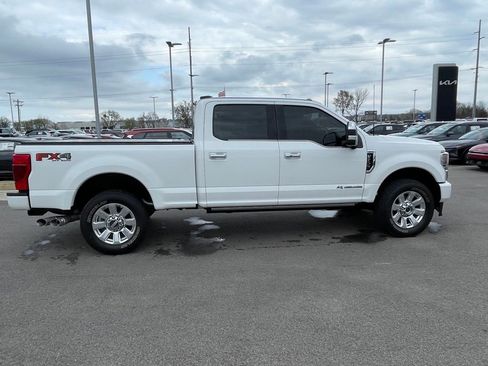 Used 2022 Ford F250 Platinum image 9