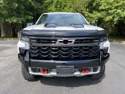 Used 2024 Chevrolet Silverado 1500 ZR2 w/ Technology Package AWD/4WD image 3