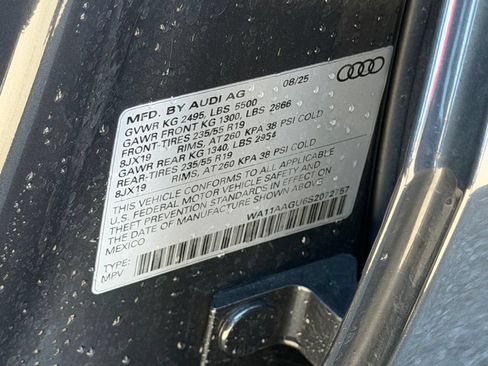 Used 2025 Audi Q5 Premium w/ Convenience Package AWD/4WD image 25