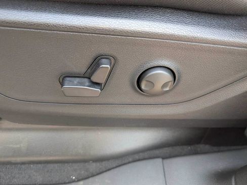New 2026 RAM 1500 Big Horn AWD/4WD image 14