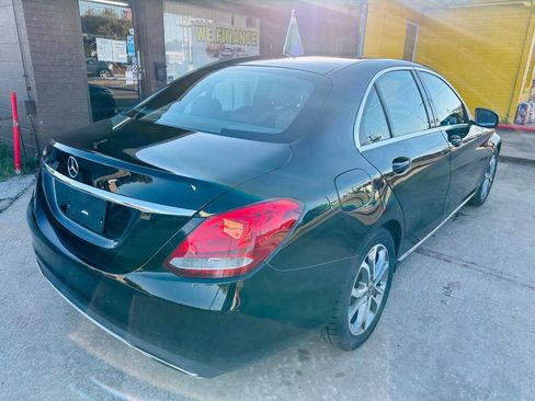 Used 2018 Mercedes-Benz C 300 Sedan image 5