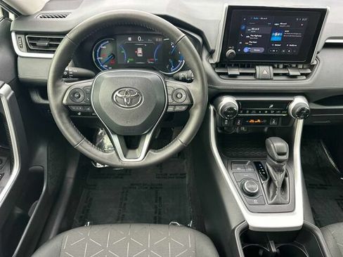 Used 2024 Toyota RAV4 XLE w/ Convenience Package AWD/4WD image 17