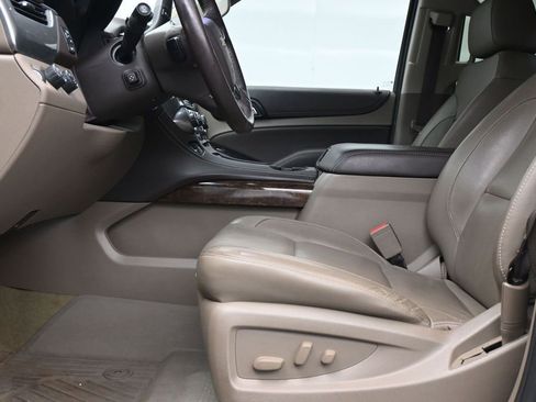 Used 2017 Chevrolet Tahoe LT AWD/4WD image 13