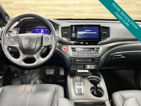 Used 2023 Honda Passport TrailSport image 2