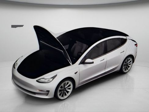 Used 2021 Tesla Model 3 Standard Range Plus RWD image 38