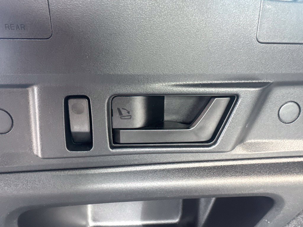 Used 2026 Subaru Outback Premium AWD/4WD image 15