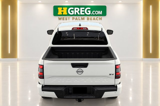 Used 2024 Nissan Frontier SV w/ Technology Package RWD image 8