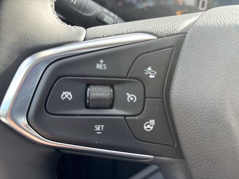 New 2026 Chevrolet Trax LT w/ Driver Confidence Package image 17