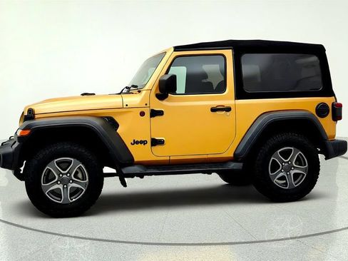 Used 2019 Jeep Wrangler Sport AWD/4WD image 8