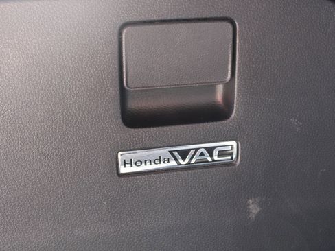 Used 2018 Honda Odyssey Touring image 48