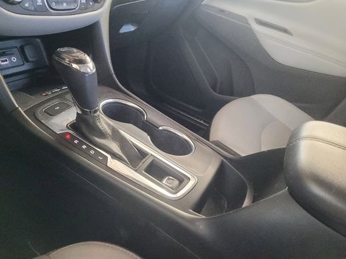 Used 2019 Chevrolet Equinox Premier FWD image 26