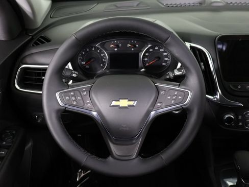 Used 2024 Chevrolet Equinox LT FWD image 39