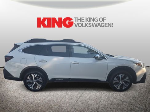 Used 2022 Subaru Outback Touring image 8