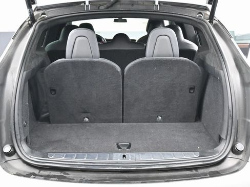 Used 2018 Tesla Model X 100D image 14