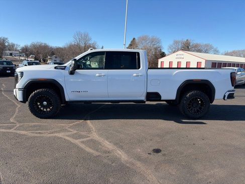 Used 2024 GMC Sierra 3500 AT4 w/ AT4 Premium Plus Package image 2