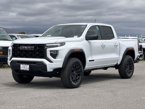 New 2026 GMC Canyon Elevation w/ LPO, Black Badging Package RWD image 6