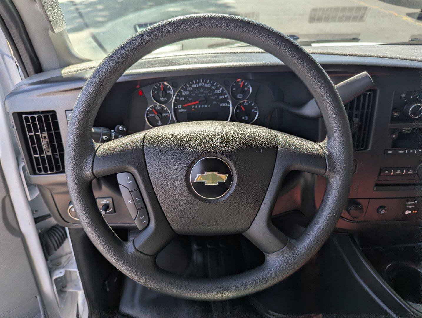 Used 2025 Chevrolet Express 2500 w/ Driver Convenience Package RWD image 13