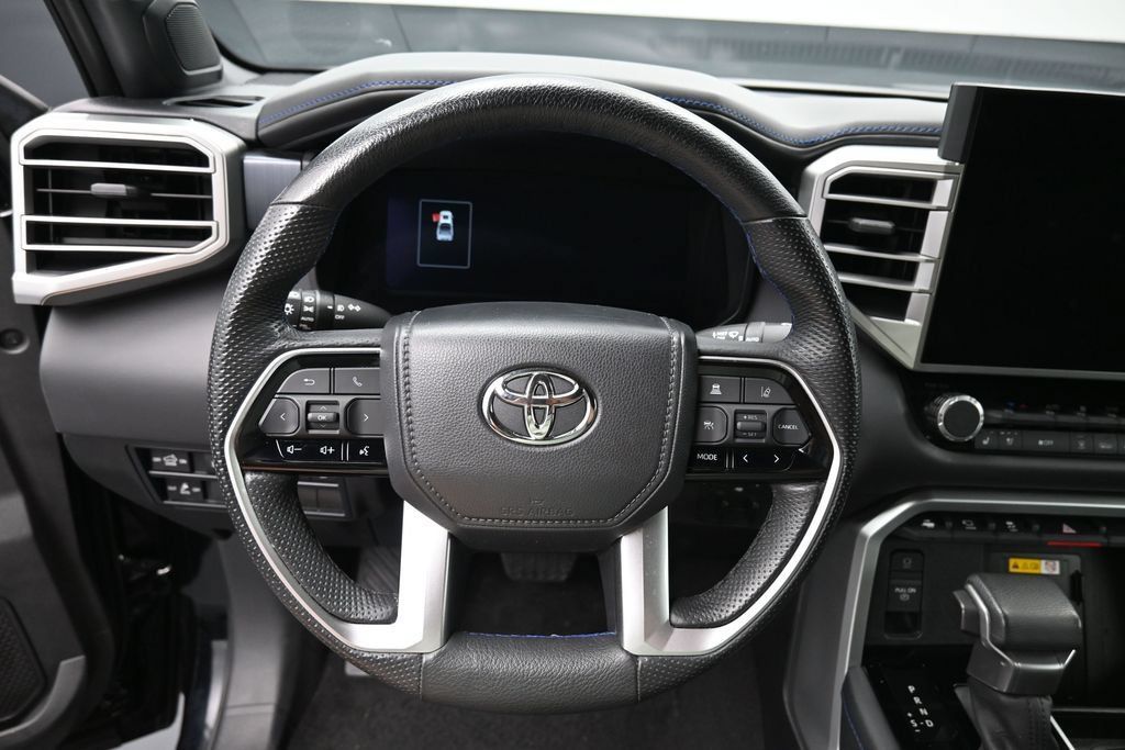 Used 2024 Toyota Tundra Platinum AWD/4WD image 17