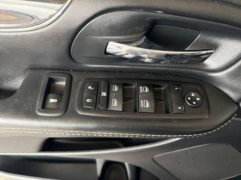 Used 2015 Dodge Grand Caravan SE FWD image 20