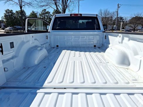 Used 2024 RAM 2500 Tradesman w/ Chrome Appearance Group AWD/4WD image 28