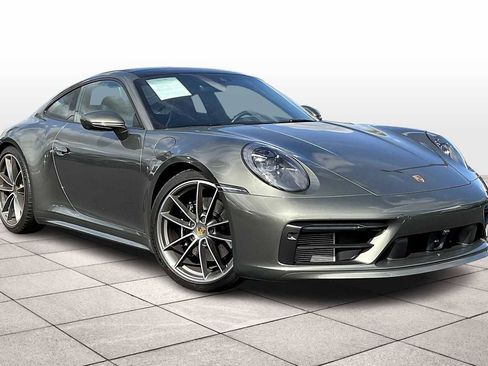 Used 2024 Porsche 911 Carrera 4S image 2