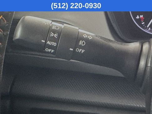 Used 2025 Subaru Crosstrek 2.5i Limited w/ Crosstrek Mirror Package image 13