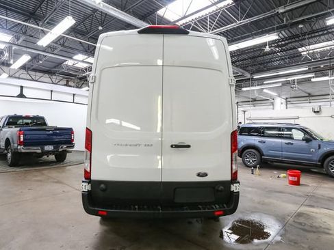 Used 2024 Ford Transit 250 148 High Roof AWD image 8
