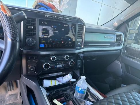 Used 2024 Ford F250 Lariat w/ Lariat Ultimate Package AWD/4WD image 9
