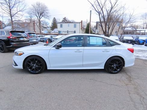 Certified 2023 Honda Civic Sport image 3