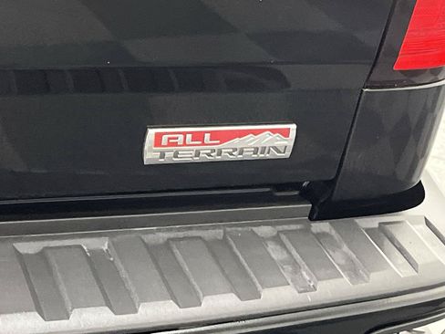 Used 2015 GMC Sierra 1500 SLT AWD/4WD image 31