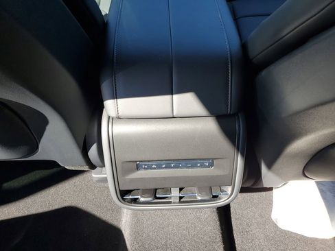 New 2026 Lincoln Nautilus Premier w/ Jet Appearance Package image 13