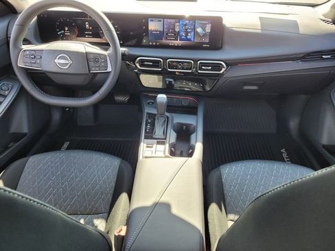 New 2026 Nissan Sentra SV w/ SV Convenience Package FWD image 9