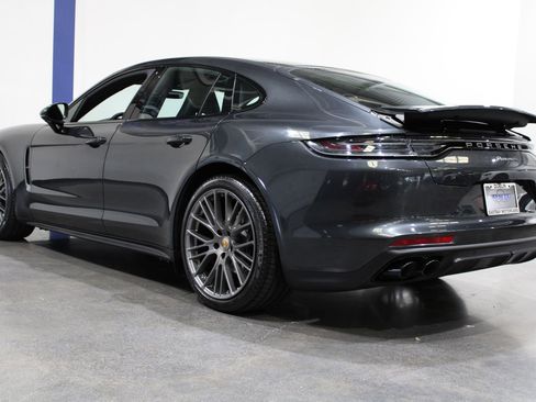 Used 2023 Porsche Panamera Platinum Edition image 16
