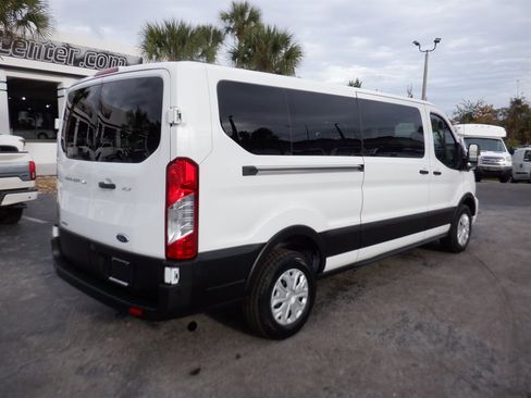 Used 2023 Ford Transit 350 XLT image 8