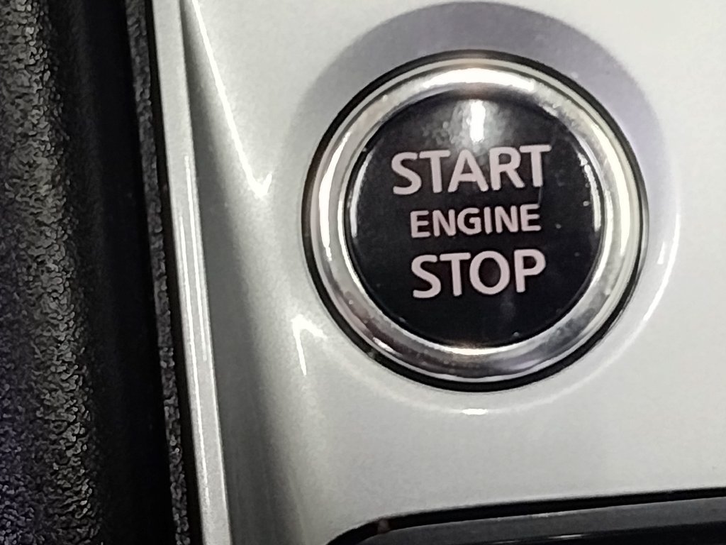 Used 2025 Nissan Altima 2.5 SV FWD image 28