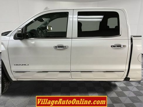 Used 2016 GMC Sierra 1500 Denali w/ Denali Ultimate Package image 7