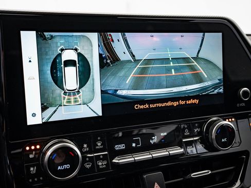 Used 2023 Toyota Highlander Platinum image 37