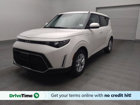 Used 2025 Kia Soul LX w/ LX Technology Package FWD image 1