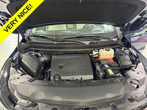 Used 2022 Buick Enclave Avenir w/ Avenir Technology Package AWD/4WD image 10