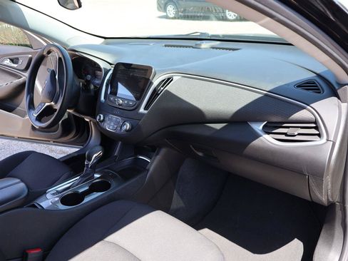 Used 2023 Chevrolet Malibu LT FWD image 15